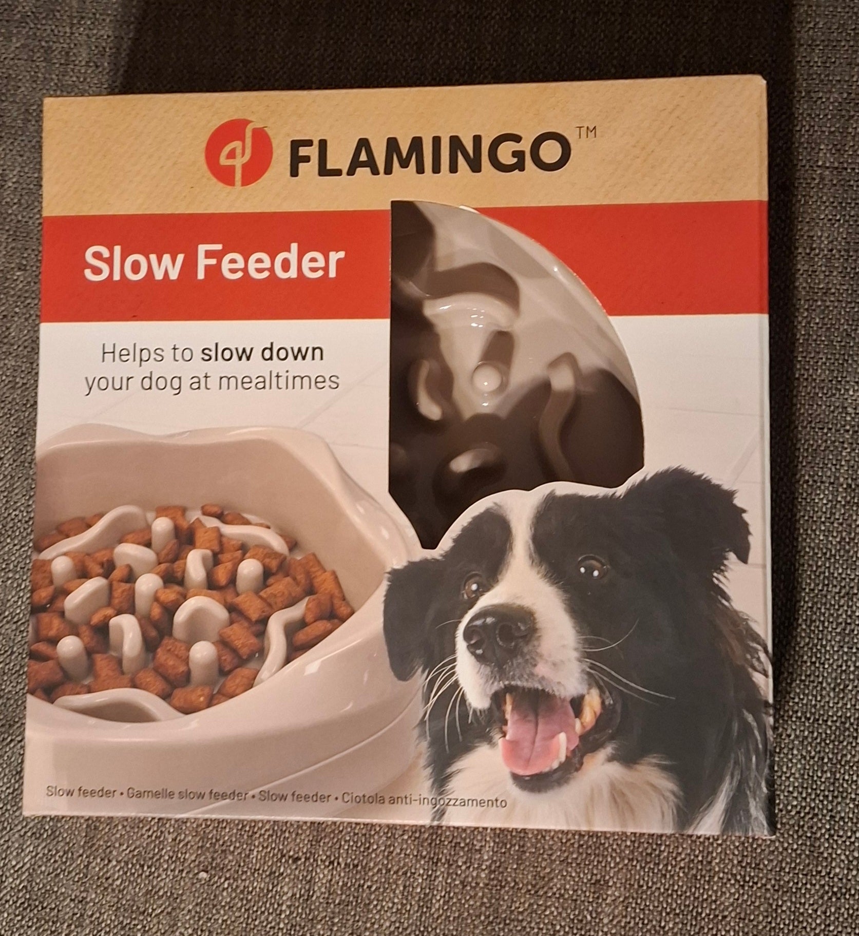 Slow feeder